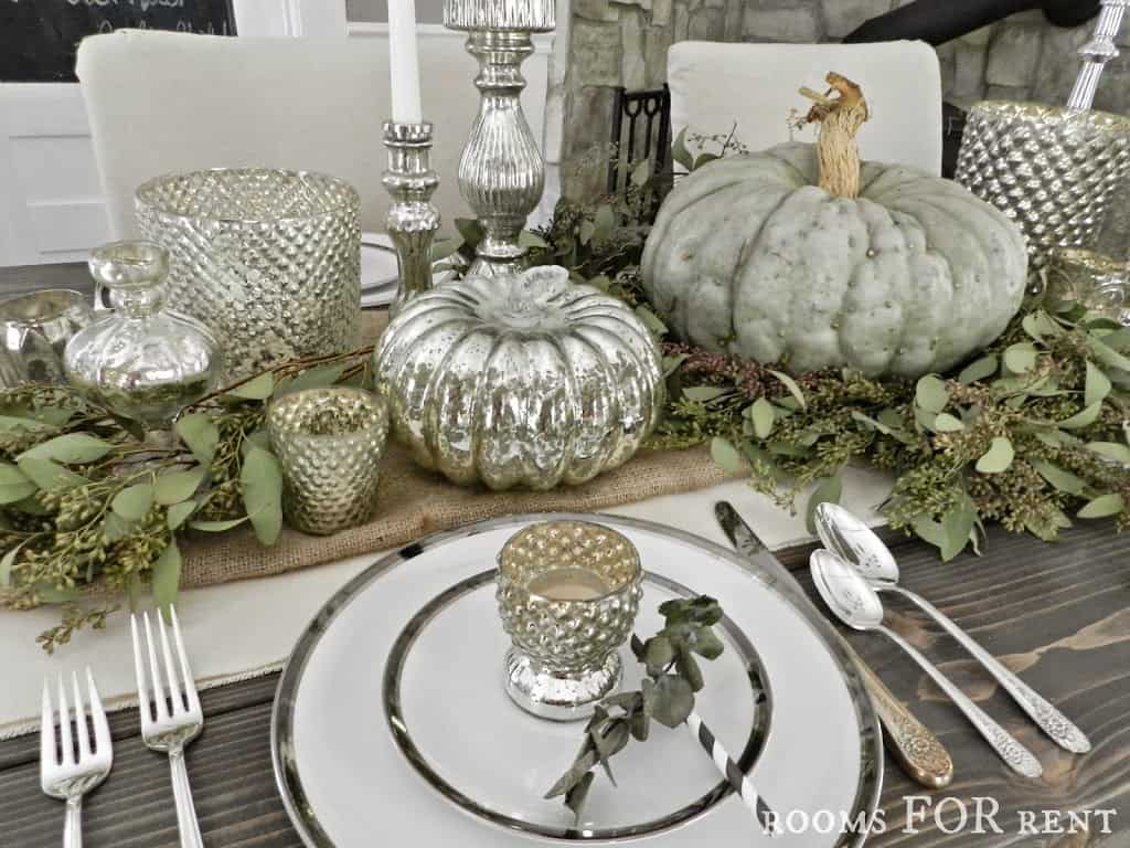 Discover inspiring fall table decor ideas, including pumpkin table decor, thanksgiving table centerpieces, and elegant fall tablescapes for your next gathering.