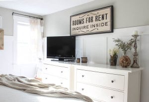 Farmhouse style Bedroom decor | Rooms FOR Rent Blog