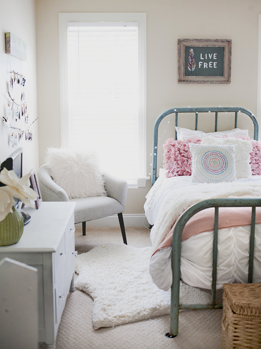 Farmhouse Tour Friday {vol.4} - Rooms For Rent blog