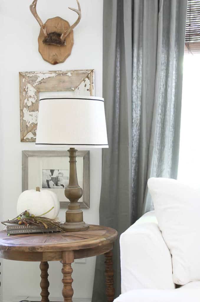 Fall Living Room Decor | Rooms FOR Rent Blog