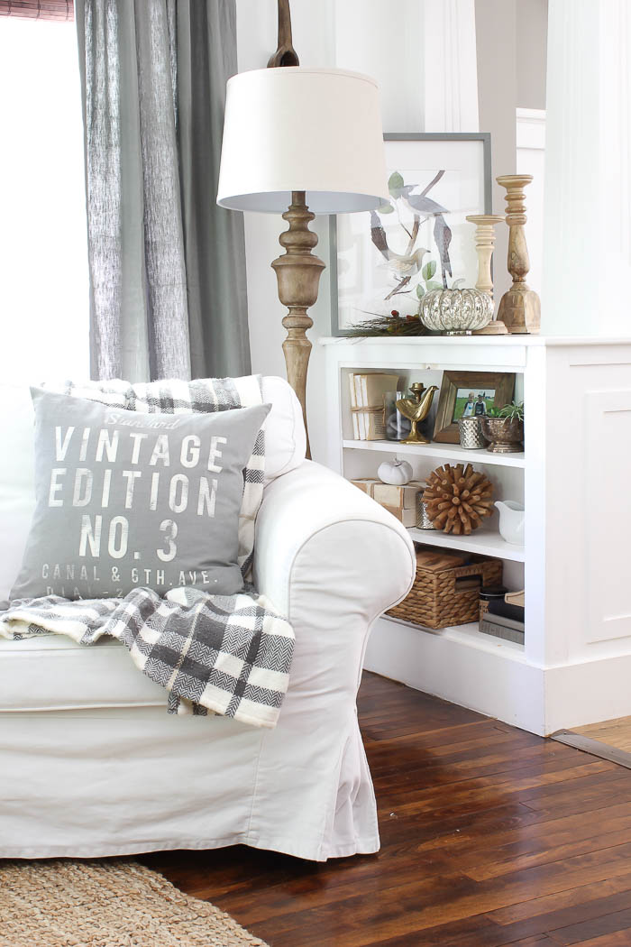 Fall Vignette, 10 Minute Decorating | Rooms FOR Rent Blog