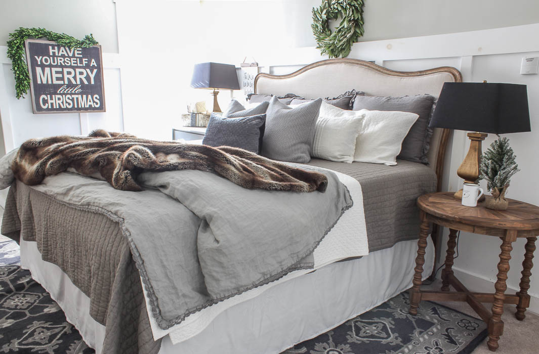Christmas Farmhouse Bedroom | Rooms FOR Rent Blog