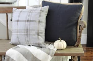 Welcoming Fall Entryway | Rooms FOR Rent Blog