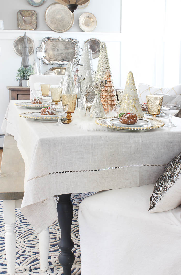 Holiday Tablescape | Rooms FOR Rent Blog
