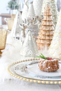 Christmas Tablescape | Rooms FOR Rent Blog
