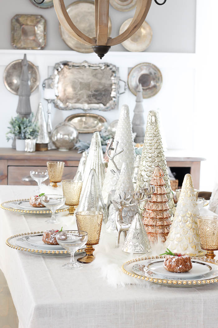 Christmas Tablescape with HomeGoods & a GIVEAWAY!