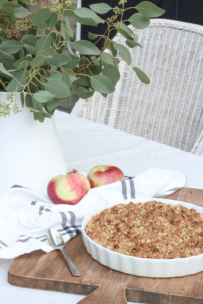 Fall Baking | Apple Prisp | Rooms FOR Rent Blog