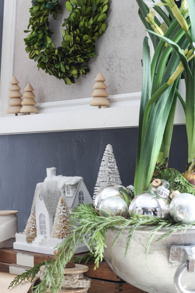 Christmas in the Office | Rooms FOR Rent Blog