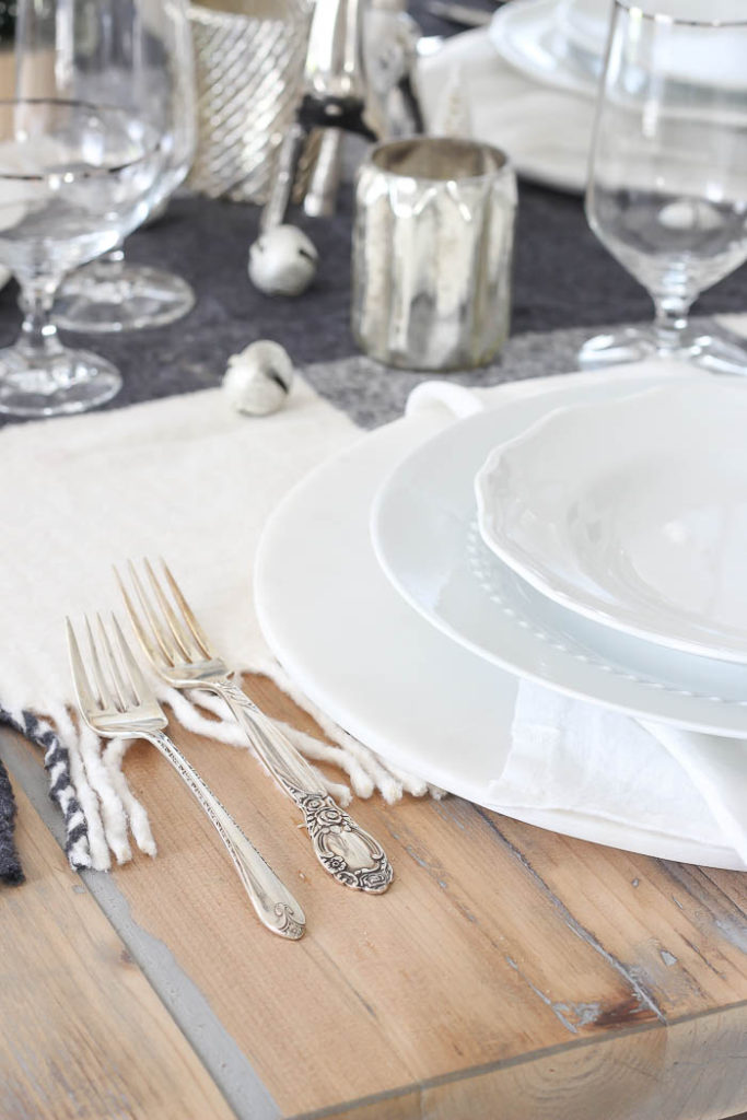 Casual Christmas Tablescape | Rooms FOR Rent Blog