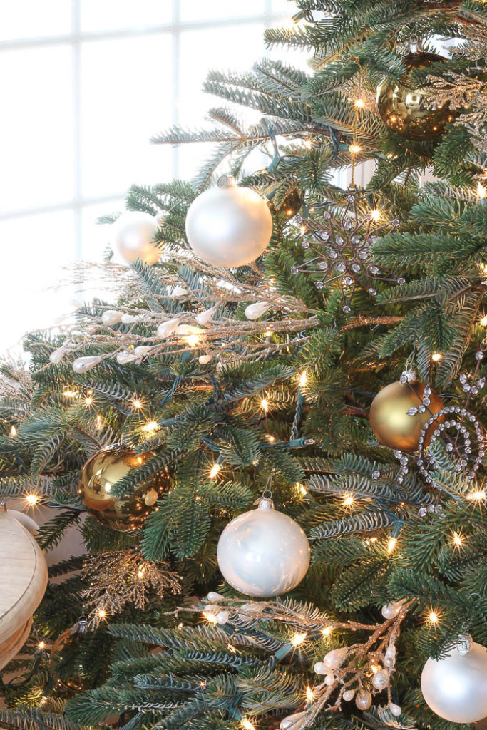 Our New Christmas Tree | Rooms FOR Rent Blog