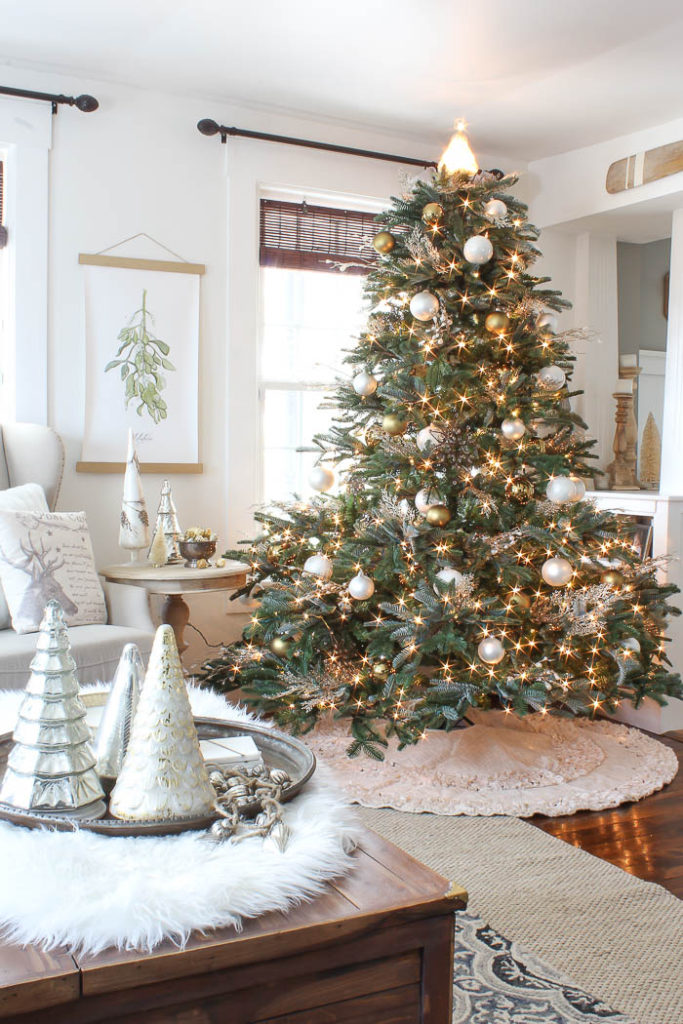 Silver and Gold Christmas Tree Theme Theme - Balsam Hill Blog
