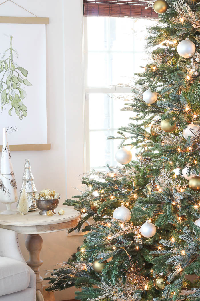 Our NEW Christmas Tree - Rooms For Rent blog