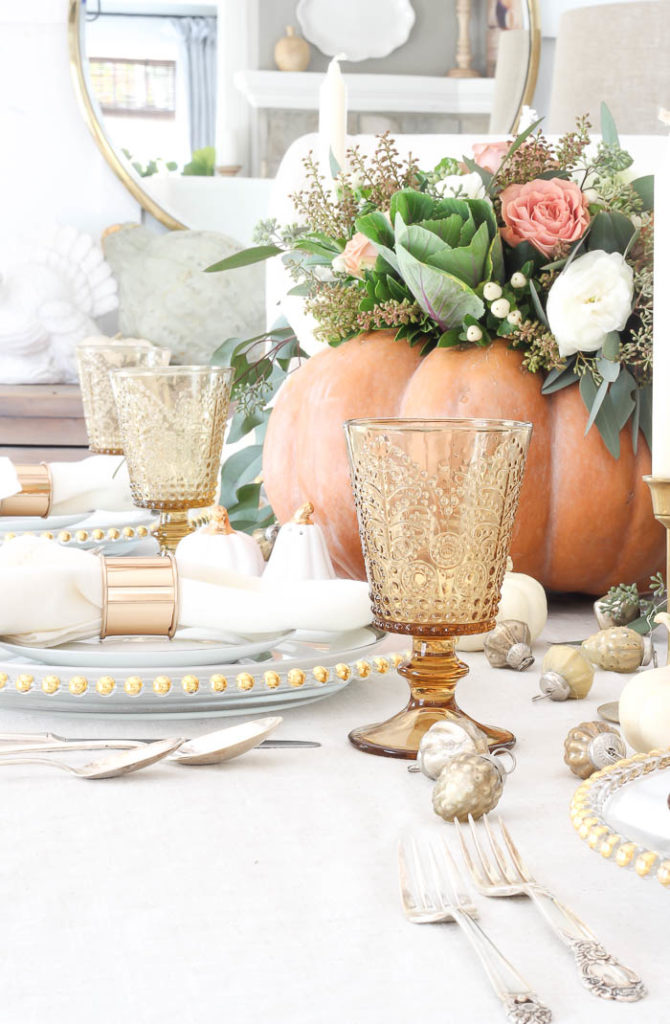 Pumpkin Centerpiece Thanksgiving Table - Rooms For Rent blog