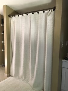 Master Bathroom Before | Rooms FOR Rent Blog