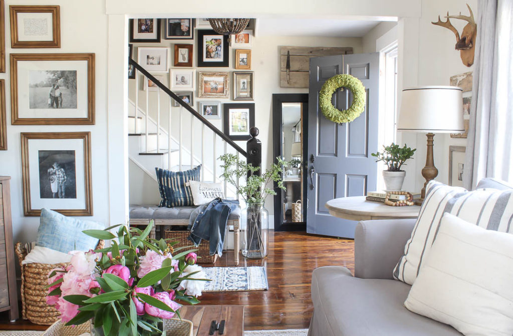 Spring Living Room | Rooms FOR Rent Blog