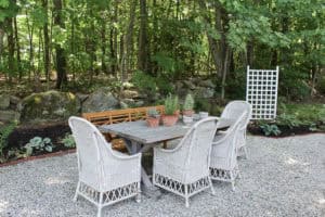 Summer Outdoor Dining | Rooms FOR Rent Blog