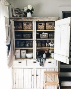 Farmhouse Home Tour Friday {vol.9} | Rooms FOR Rent Blog