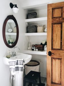 Farmhouse Home Tour Friday {vol.9} | Rooms FOR Rent Blog