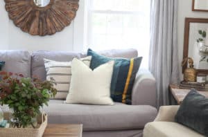 Fall Living Room | Rooms for Rent Blog