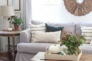 Fall Living Room | Rooms for Rent Blog
