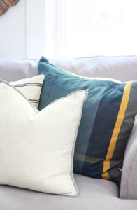 Fall Living Room | Rooms for Rent Blog