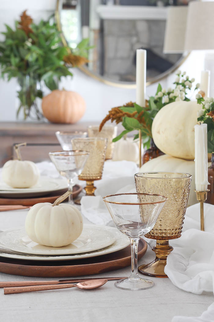 Thanksgiving Tablescape | 2018 - Rooms For Rent blog