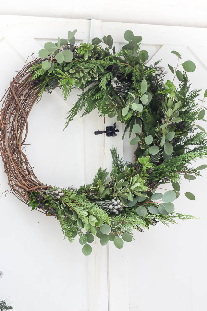 Asymmetrical Holiday Wreath | Rooms FOR Rent Blog