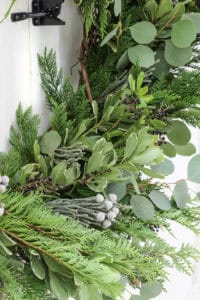 DIY Asymmetrical Wreath | Rooms FOR Rent Blog