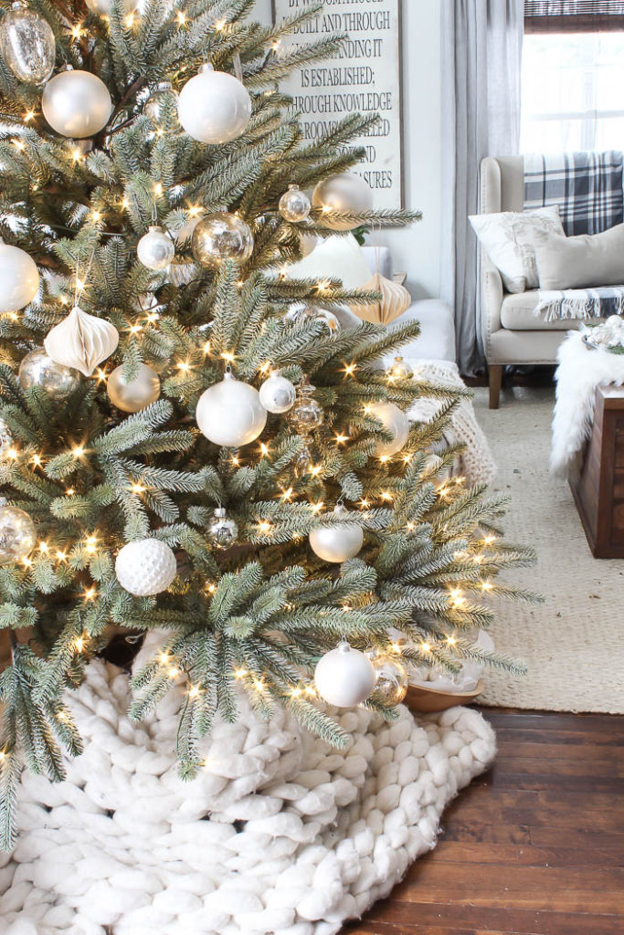 Cozy Christmas Wonderland with Balsam Hill - Rooms For Rent blog