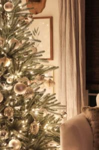 Christmas Lights at Night | Rooms FOR Rent Blog