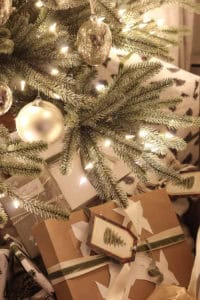 Christmas Lights at Night | Rooms FOR Rent Blog