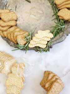 Baked Brie | Easy Holiday Appetizer | Rooms FOR Rent Blog