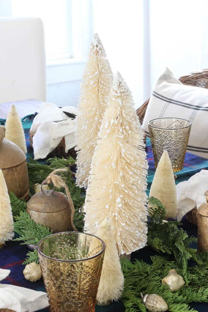 Rustic Christmas Tablescape | Rooms FOR Rent Blog