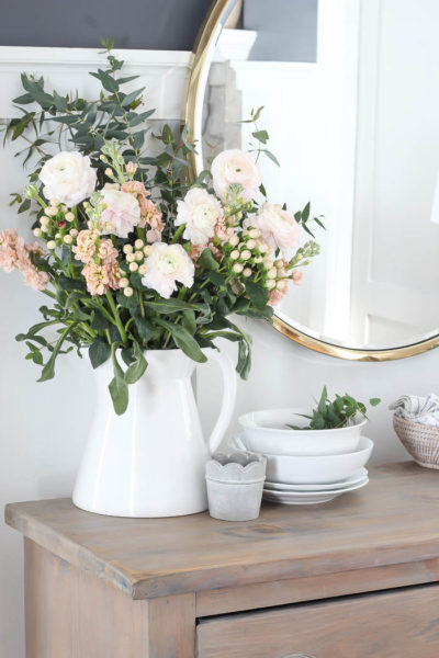 Easter Tablescape | 2019 - Rooms For Rent blog
