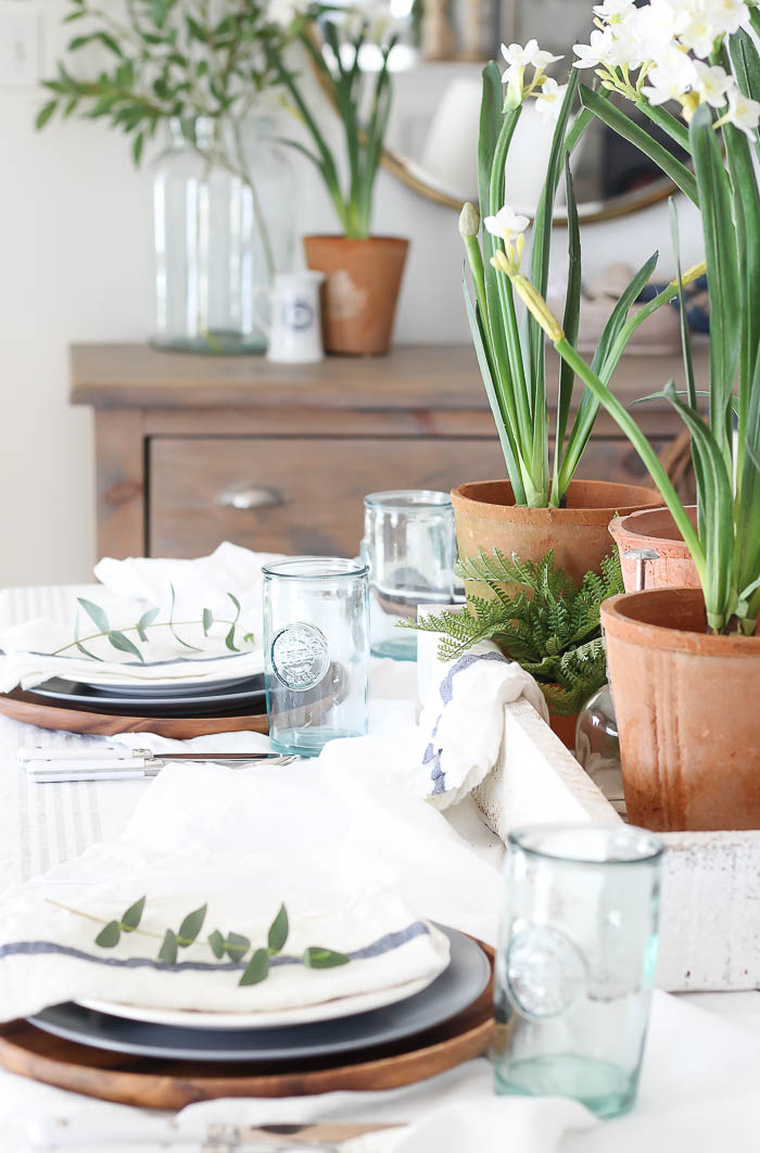 Spring Tablescape Ideas - Rooms For Rent blog