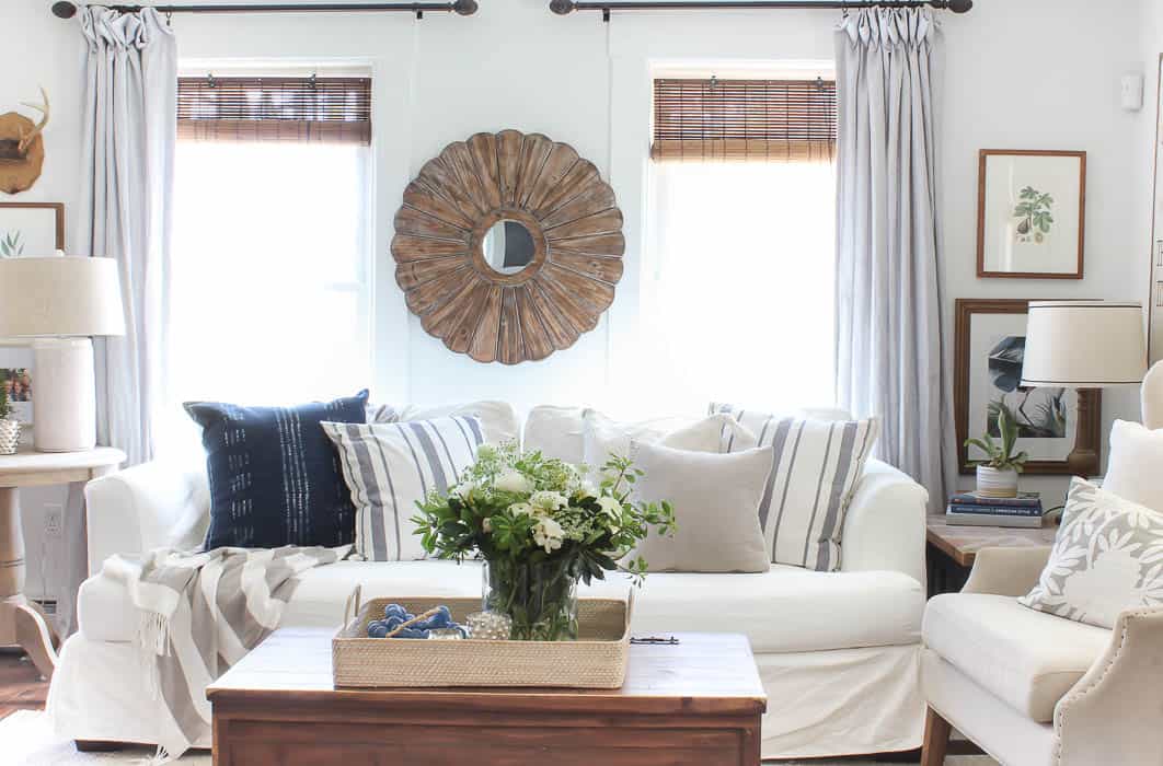 Summer Living Room | 2019 - Rooms For Rent blog