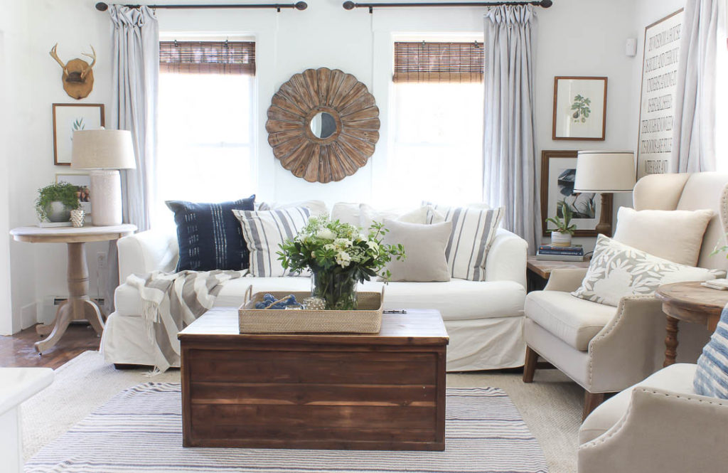 farmhouse living room decor, white slipcovered sofa