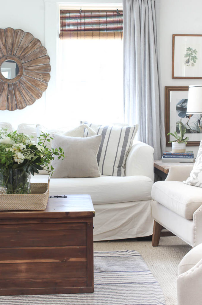 Summer Living Room | 2019 - Rooms For Rent blog