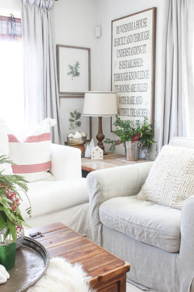 Farmhouse Christmas | 2019 - Rooms For Rent blog