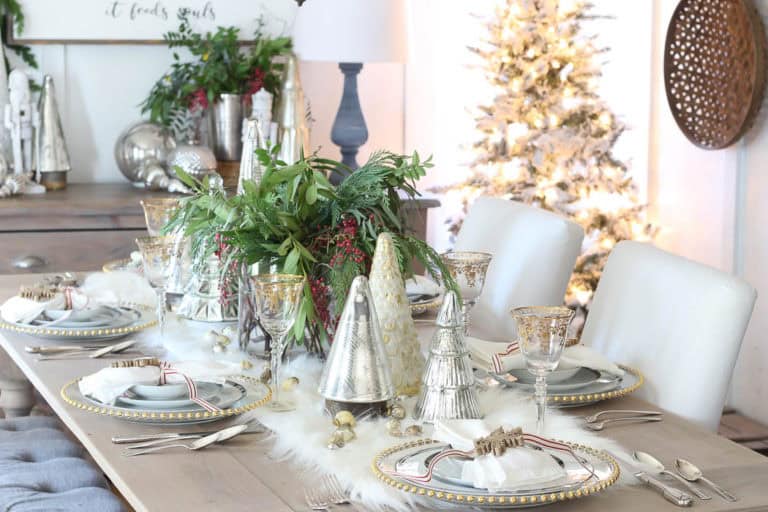 Christmas Tablescape Ideas - Rooms For Rent blog