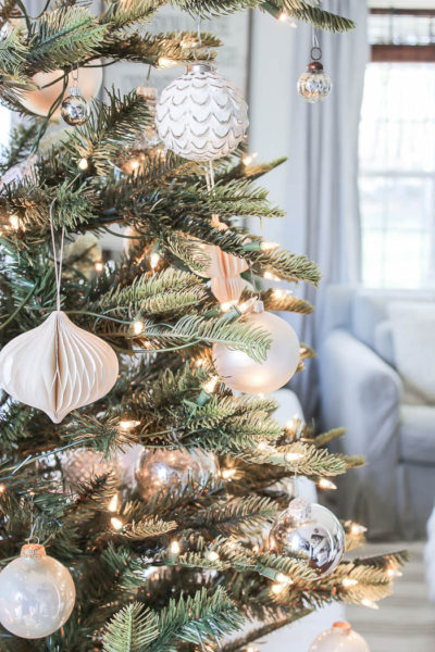 Christmas Tree | 2019 - Rooms For Rent blog