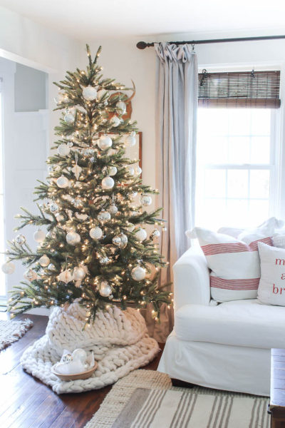 Chunky Knit Tree Skirt - Rooms For Rent blog