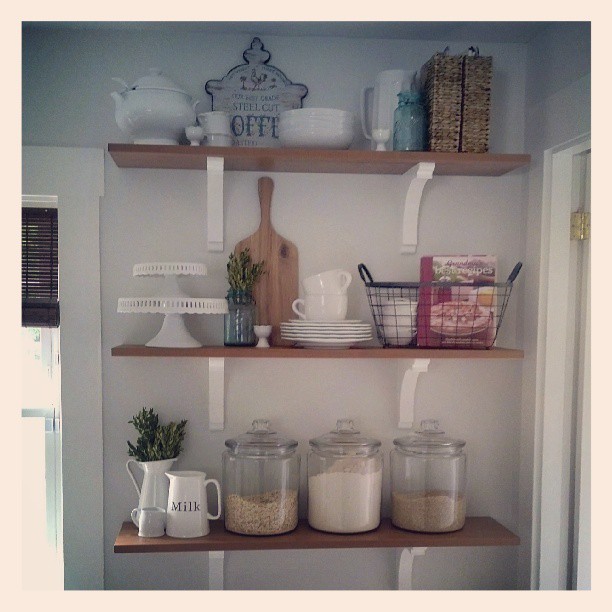 Kitchen Shelves Early 