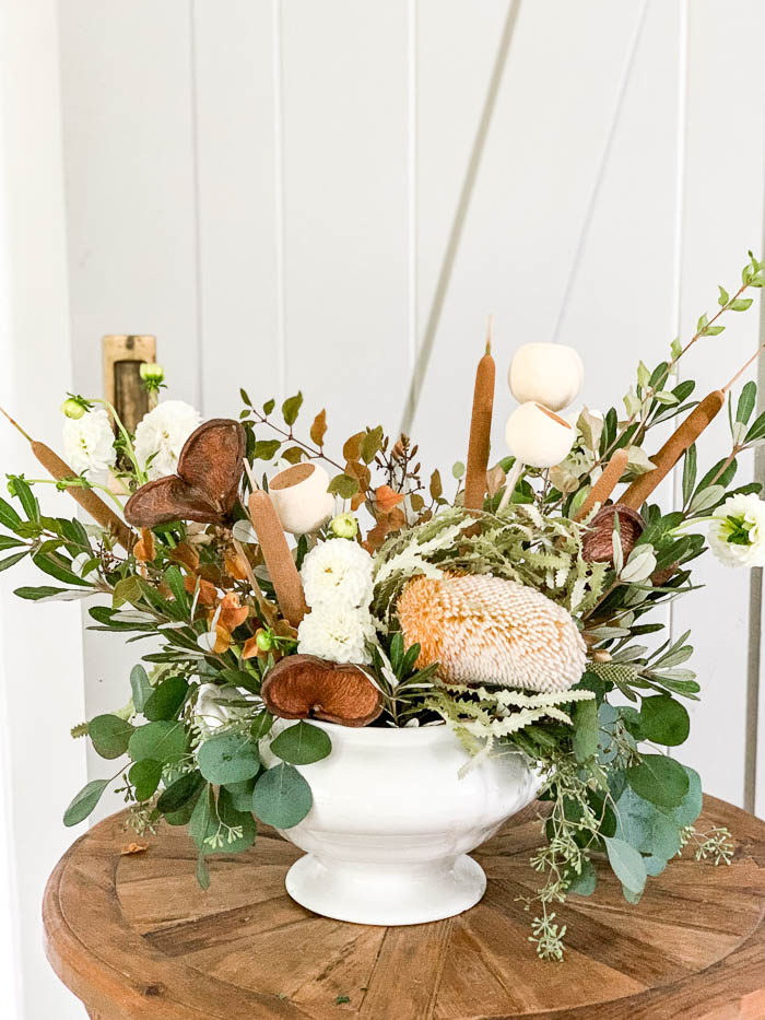 5 Tips to Make Faux Flowers Look Real – Hallstrom Home