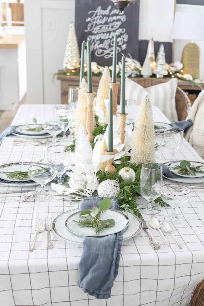 Festive Christmas Tablescape - Rooms For Rent blog