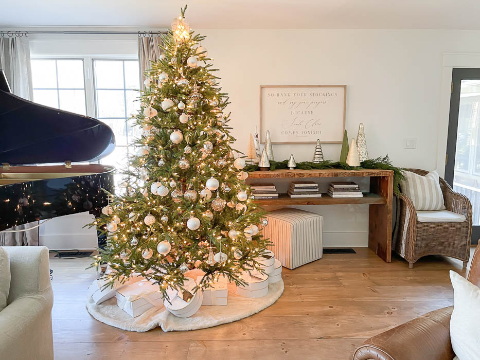 Christmas Home Tour | 2021 - Rooms For Rent blog