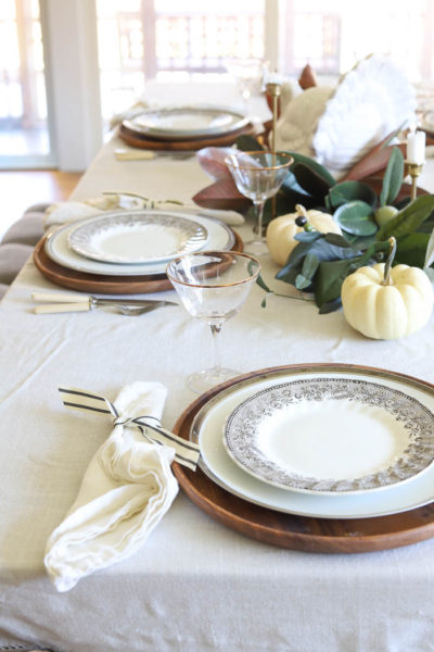 Thanksgiving Tablescape | 2021 - Rooms For Rent blog