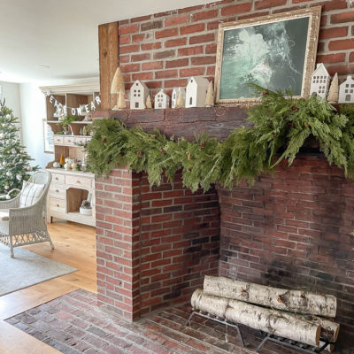 Fireplace Holiday Mantle