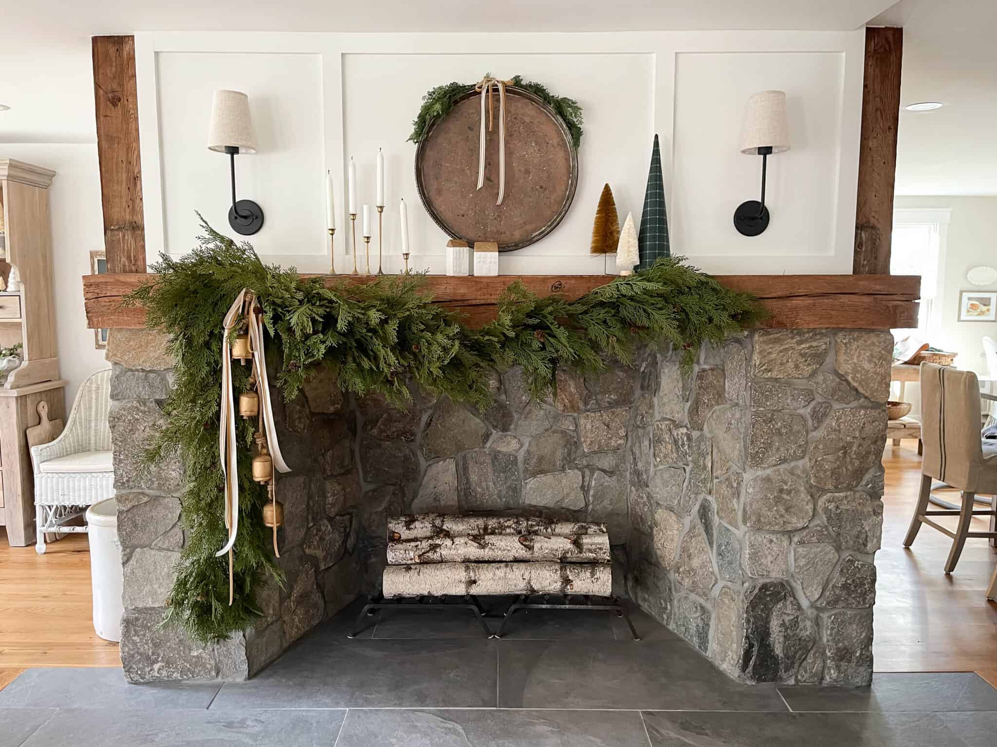 Asymmetrical Christmas Garland - Rooms For Rent blog