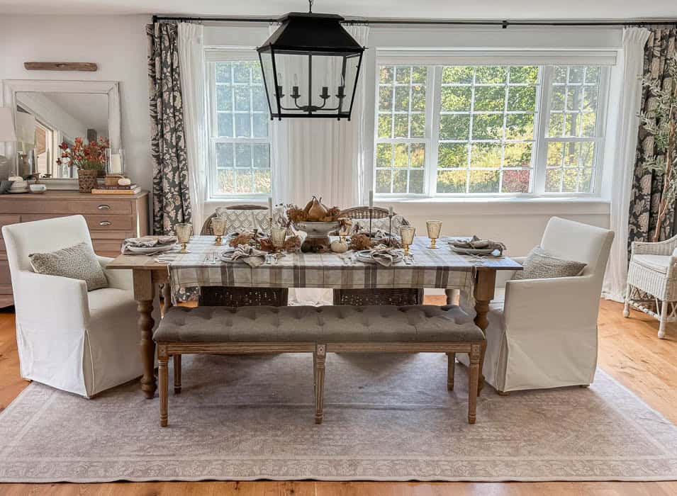 cozy fall dining room, farmhouse fall decor
